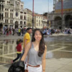 Meet your Posher, Becca